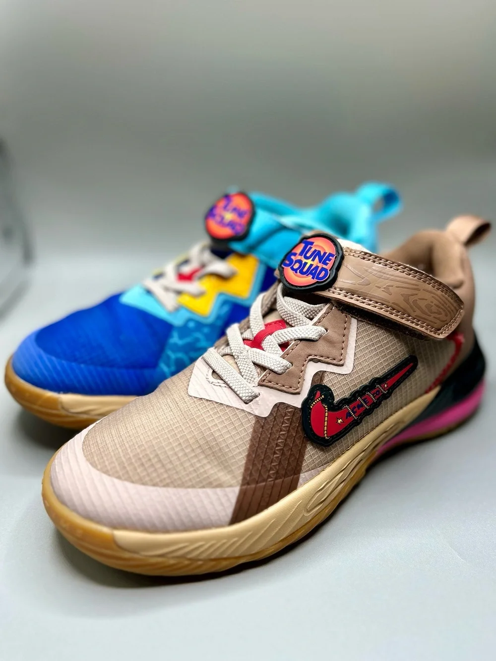 Nike LeBron 18 Low Space Jam Wile E Vs Roadrunner Tune Squad Sneakers